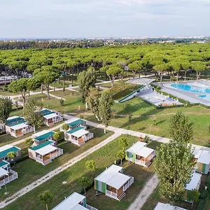 https://camping-village-roma-capitol-lido-di-ostia.it-romehotels.com