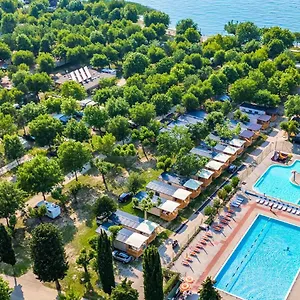 https://campeggio-gasparina.hotelinveneto.com